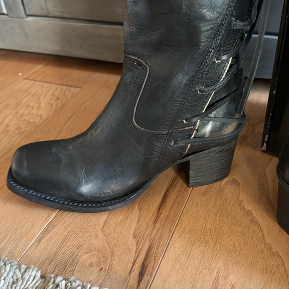 Freebird Dillon - Picture 4 of 12